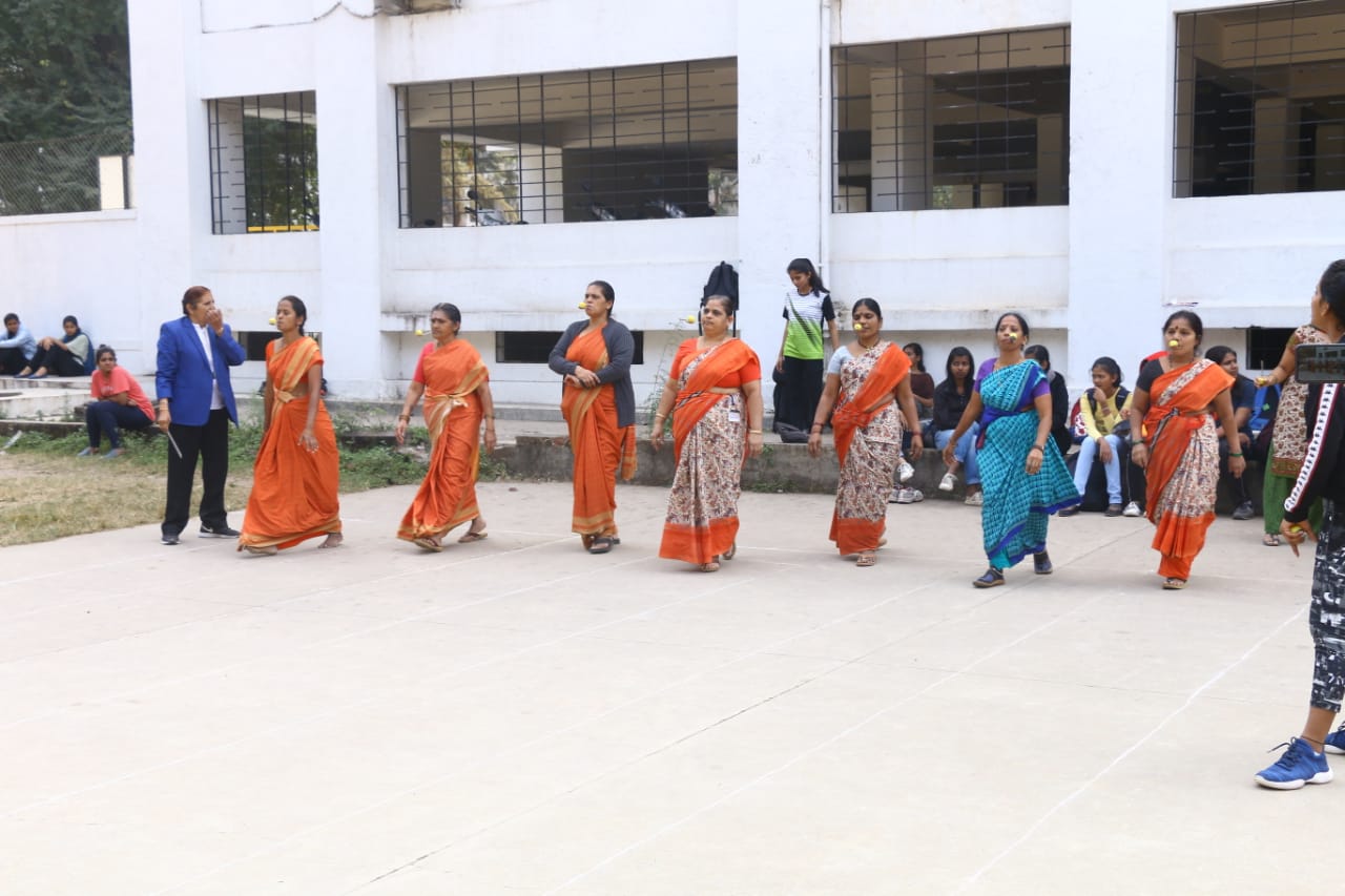 ANNUAL SPORTS DAY 2019-20 LEMON AND SPOON GAME FOR PEONS