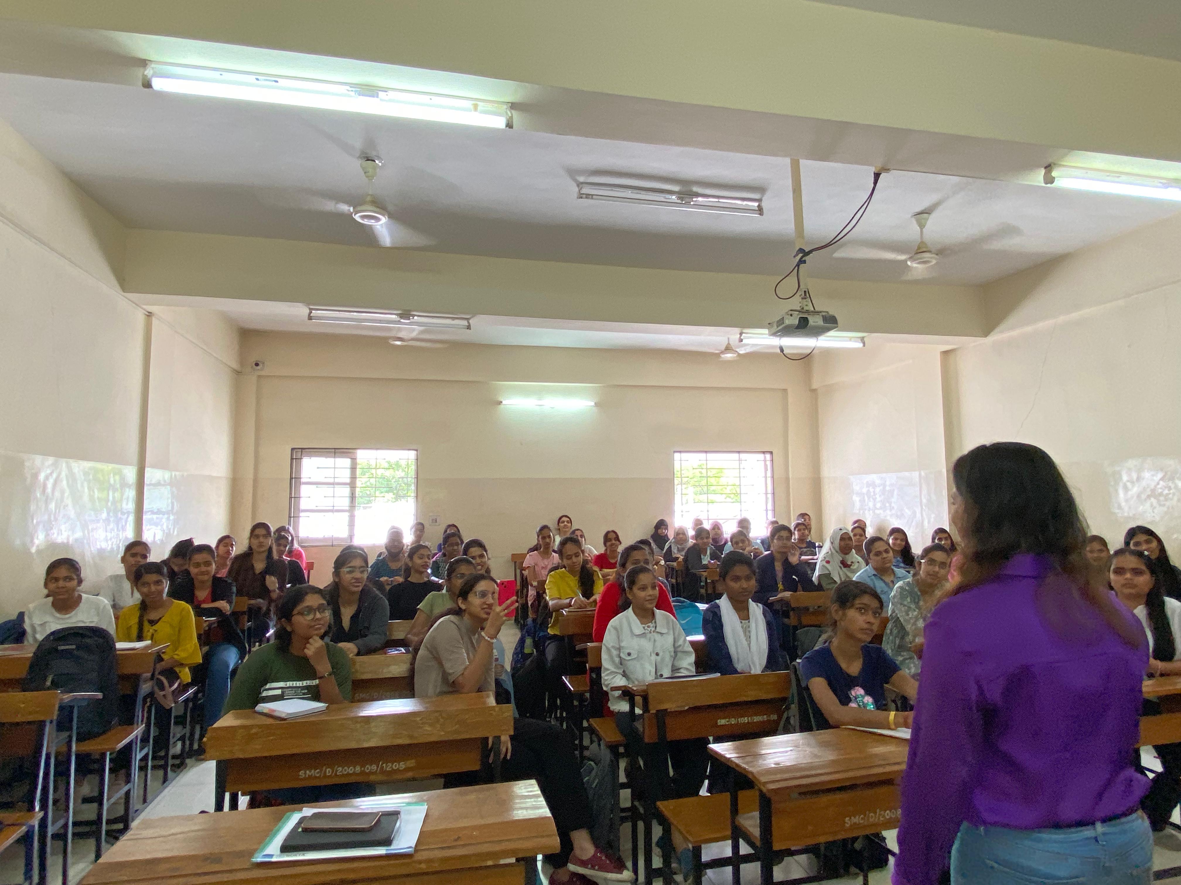 SMDM Tasneem addressing the students