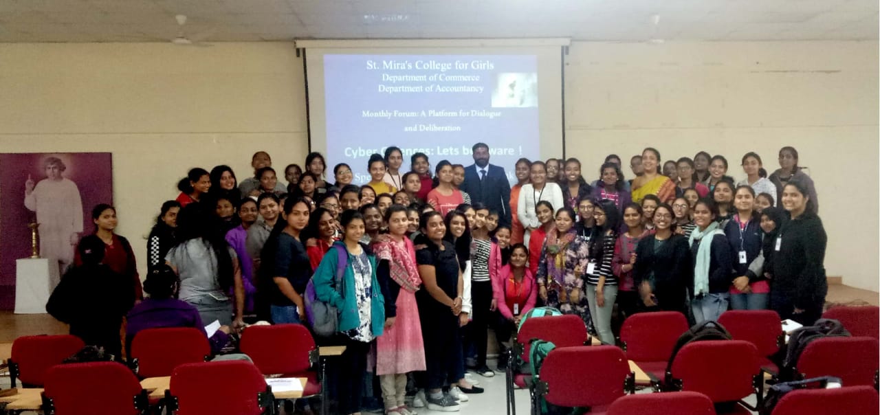 Speaker and students at the end of session